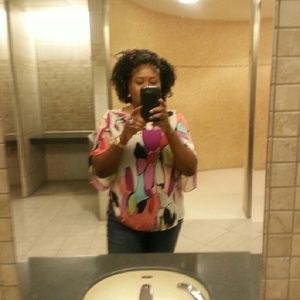 Meet your Posher, Anwuli