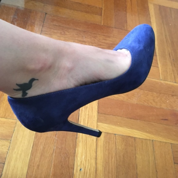 Blue suede shoes!