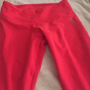 Reebok cropped leggings size medium