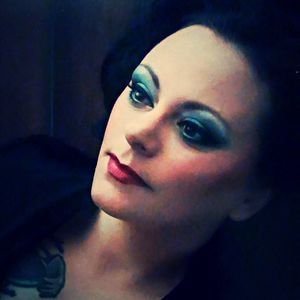 Meet your Posher, Kendra