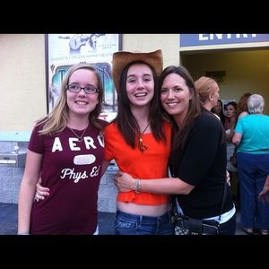 Meet your Posher, Jennifer