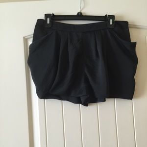 Rachel Roy shorts!