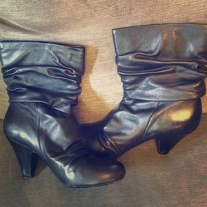 Arturo Chiang Leather Boots