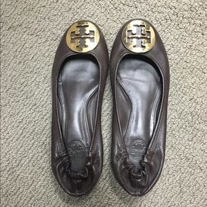 Tory Burch dark brown leather flats. Size 71/2