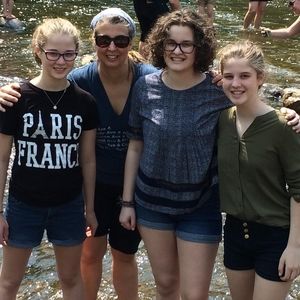 Meet your Posher, Sara