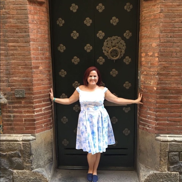 Meet your Posher, Jennifer - Picture 6 of 6