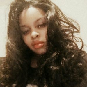 Meet your Posher, Ebony