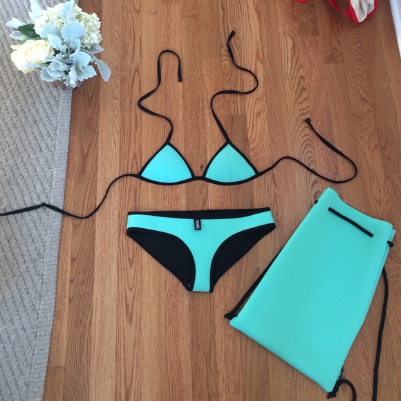 Authentic triangl chloe teal bikini!!!
