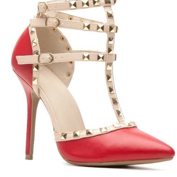 Pointy heels