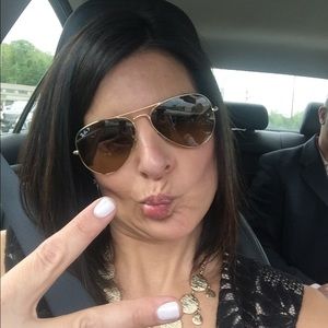 Meet your Posher, Nicole