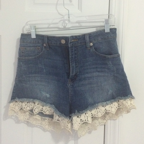 Just USA highrise lace shorts