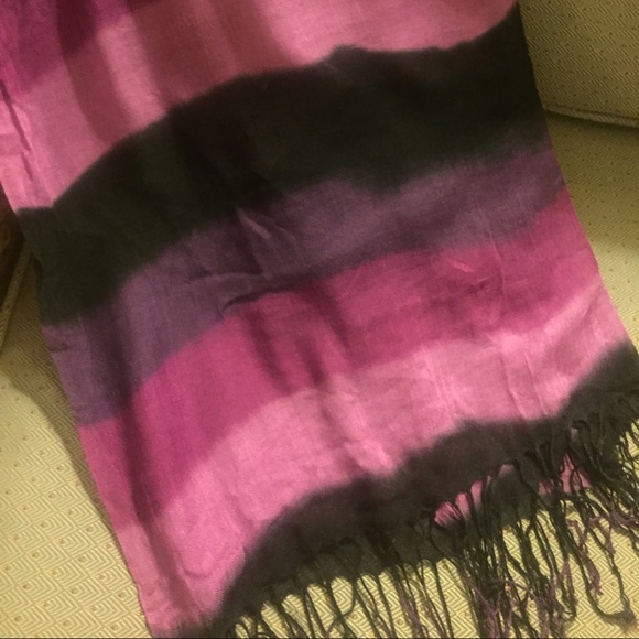 Shades of Mauve Scarf - Picture 2 of 3