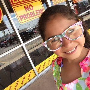 Meet your Posher, Christal