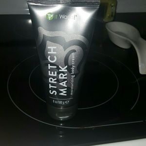 it works strech mark cream