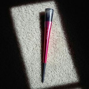 10% price drop! Sephora blush brush