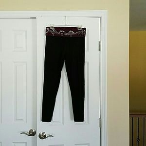 PINK Victoria's Secret leggings