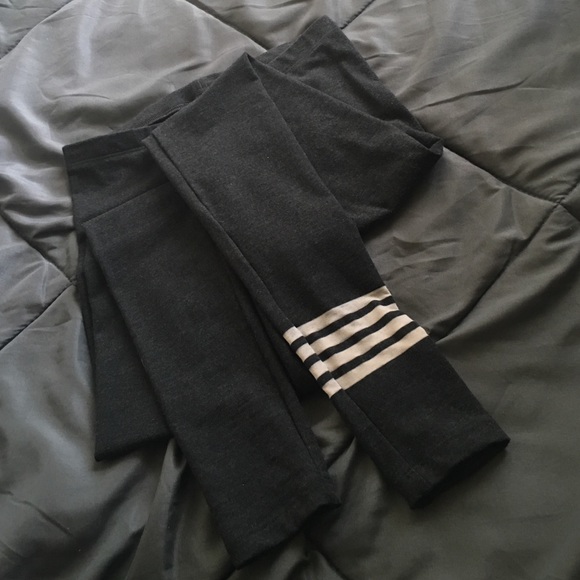 Victoria's Secret Pants - Victoria Secret: Legging