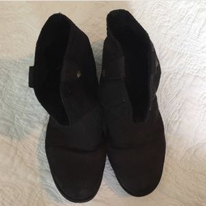 SOLD. Just fab booties!