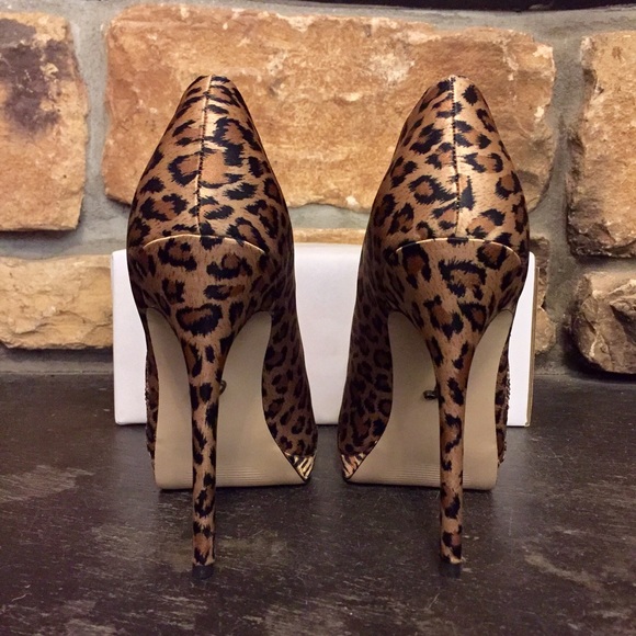 ✨SOLD✨ Lipsy leopard booties - Picture 3 of 4