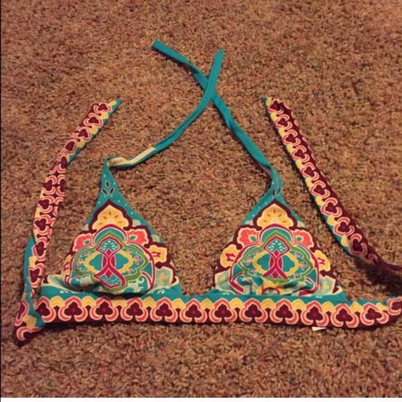 Bikini Bundle - Picture 2 of 4