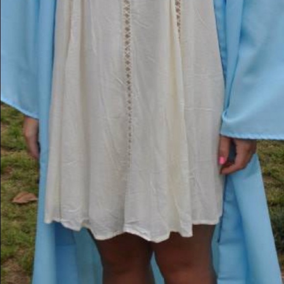 Vintage Lace Dress (Loose-fit) - Picture 4 of 4