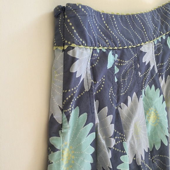 Liz Claiborne Blue and Teal Floral circle skirt - Picture 3 of 3