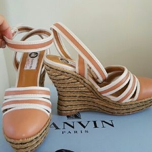 Lanvin espadrille in peach/cream leather, size 5