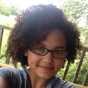 Meet your Posher, M'kyia