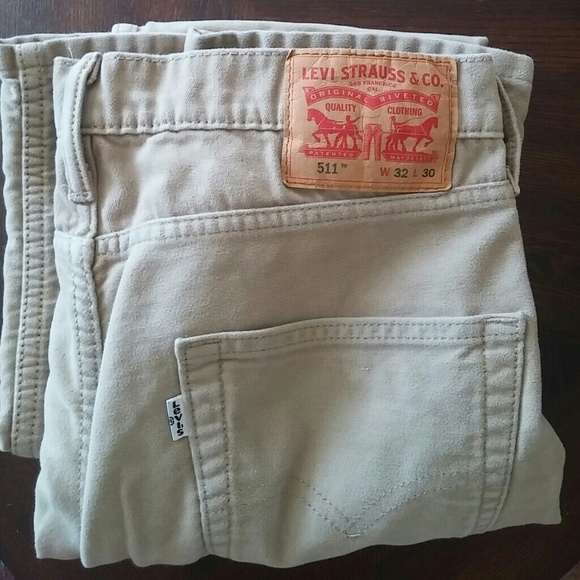Men's Khaki Pants
