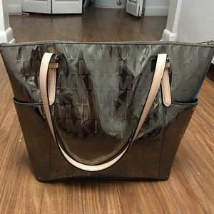 Authentic Michael kors whipped Hamilton purse