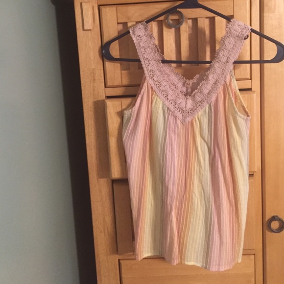 Lux small tank