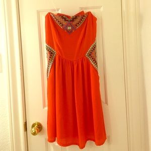 Gianni Bini Strapless Dress