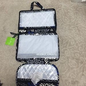 Vera Bradley medium hanging organizer