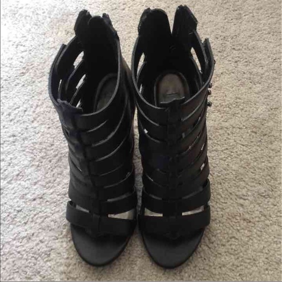 Steve Madden Strappy Pumps