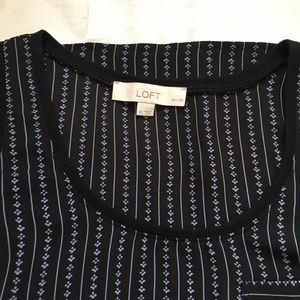 Ann Taylor LOFT sleeveless top, size SP