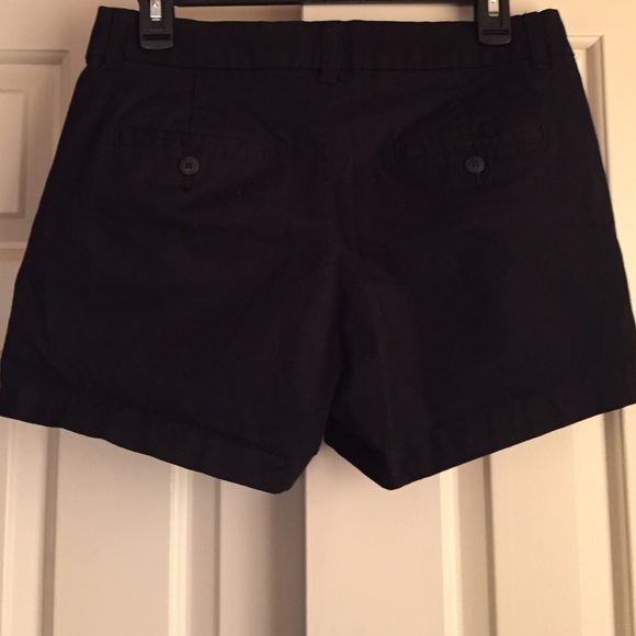 Gap Shorts - Picture 3 of 4