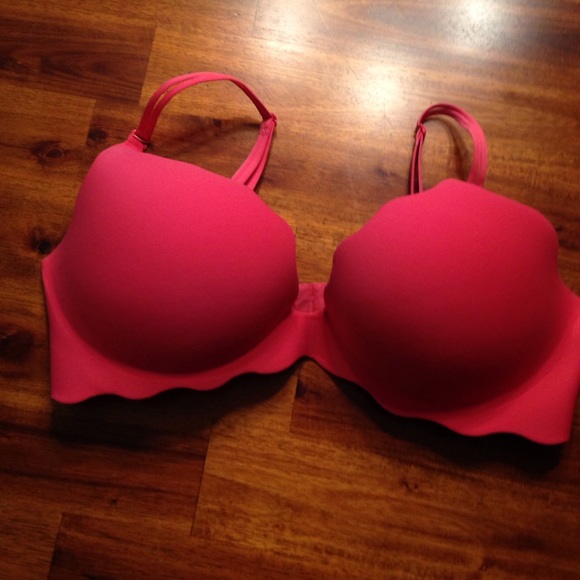 Victoria's Secret Very Sexy push-up bra