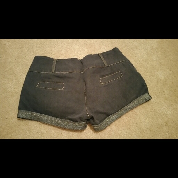 🚫SOLD🚫　Short - Picture 2 of 2