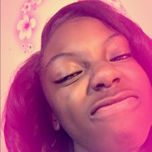 Meet your Posher, Cierra