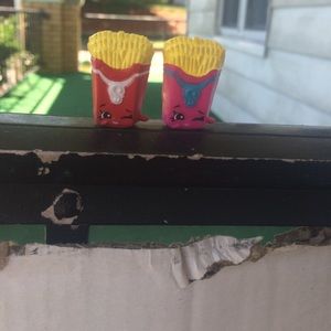 Both colors of Fiona French fries