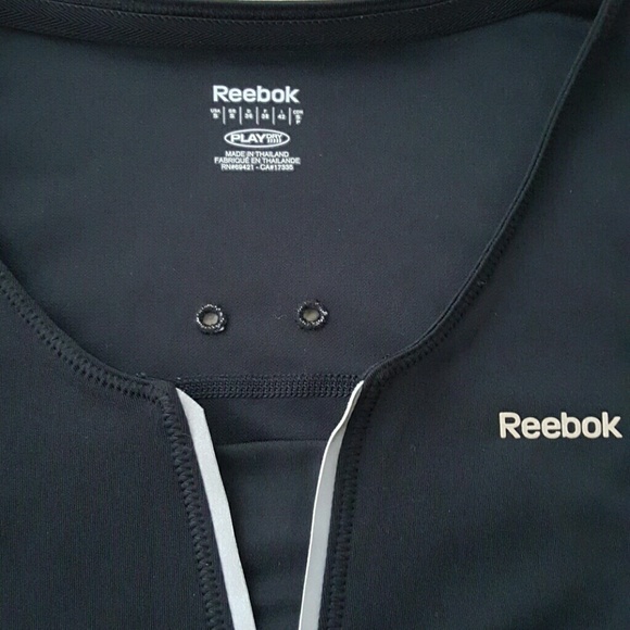 Reebok work out shirt  donating 9/1 - Picture 2 of 3