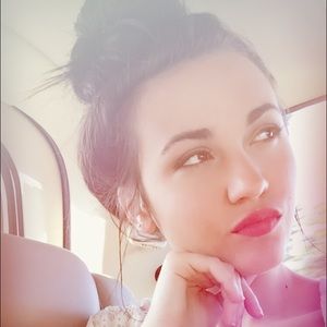 Meet your Posher, Ashton