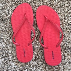 Red old navy flip flops