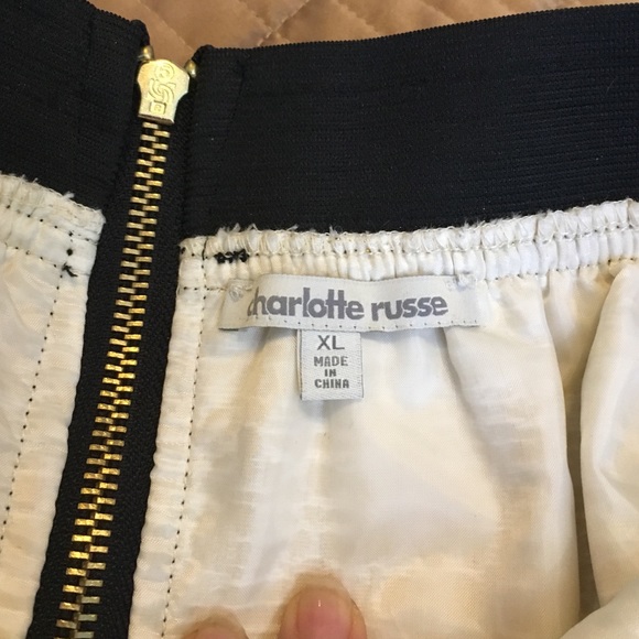 Skirt - Picture 2 of 3
