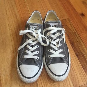 Grey Converse men's size 7/women's size 9