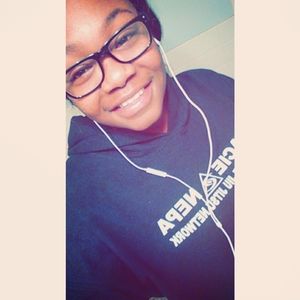 Meet your Posher, Anna