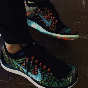 Meet your Posher, Ariana