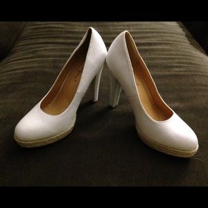 New Nature Breeze Heels US size 7.5