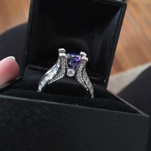La Royale Blue With Clear CZ Engagement Set
Size 8
