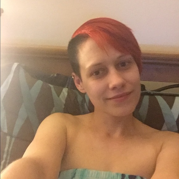 Meet your Posher, Karmen